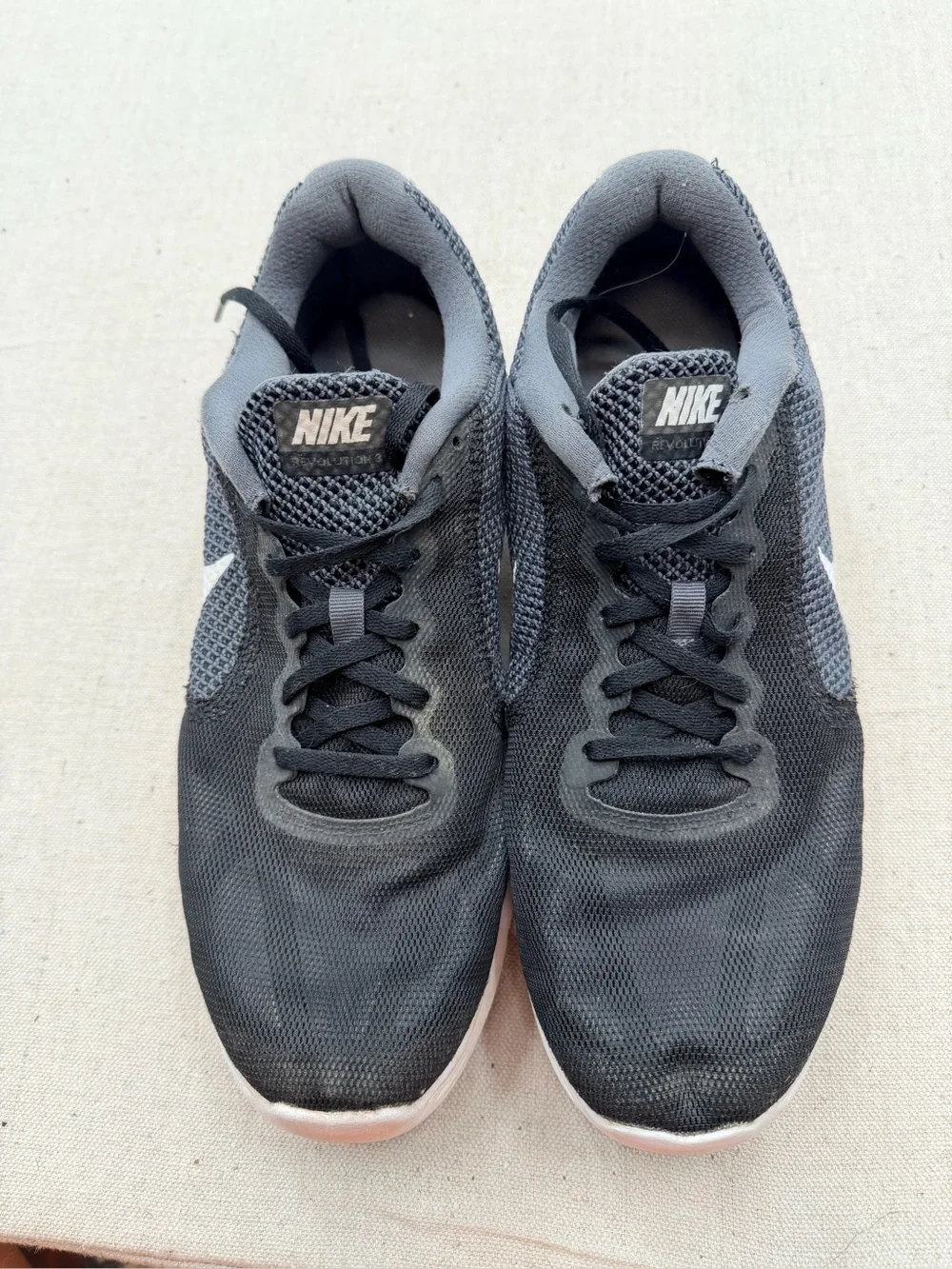 Nike Revolution 3- 11.5